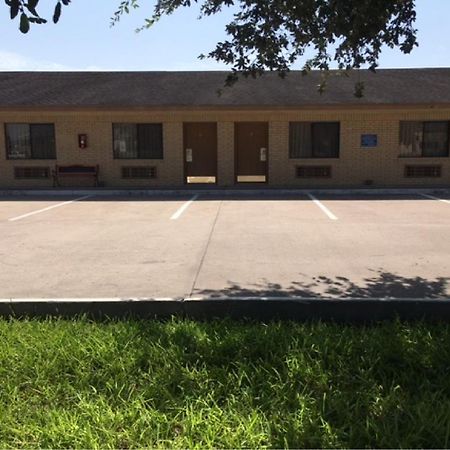Hebbronville Executive Inn Exterior foto